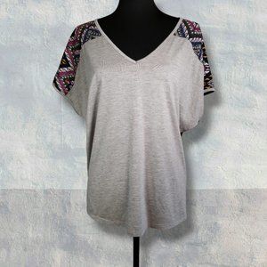 Pixley Gray with Aztec Print Contrast V-Neck Cap Sleeve Hi-Low Hem Blouse, Large